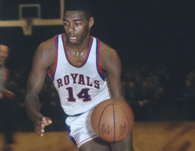 此前管理层 此前管理层