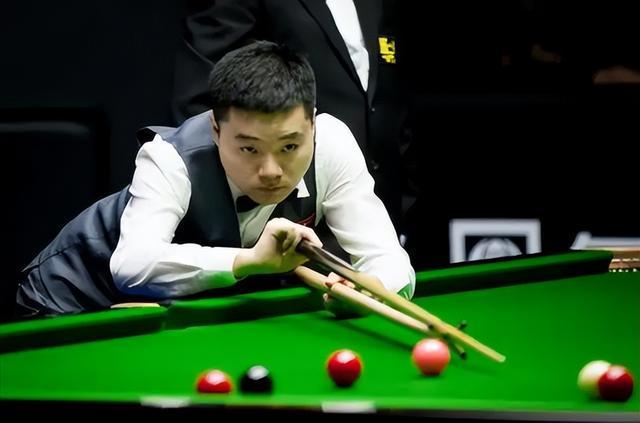 也浮出水面 也浮出水面