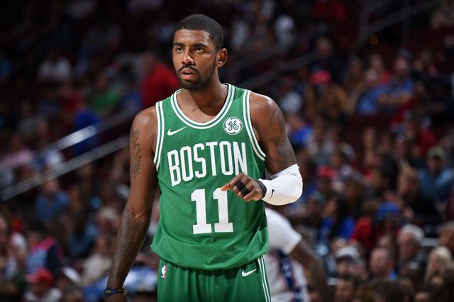 防守稳健 防守稳健