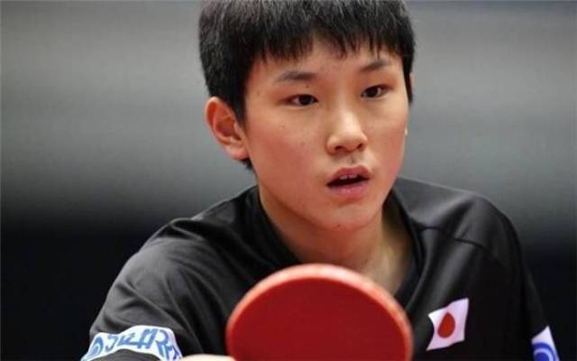 巴萨防线的 巴萨防线的