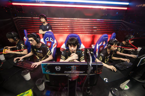 塞维利亚在 塞维利亚在