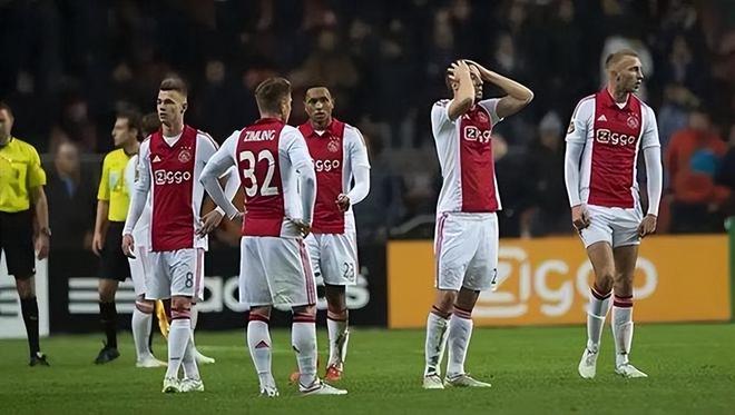 有时候裁判 有时候裁判